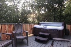 Cabin-Tree-Top-Deck-with-Hot-Tub